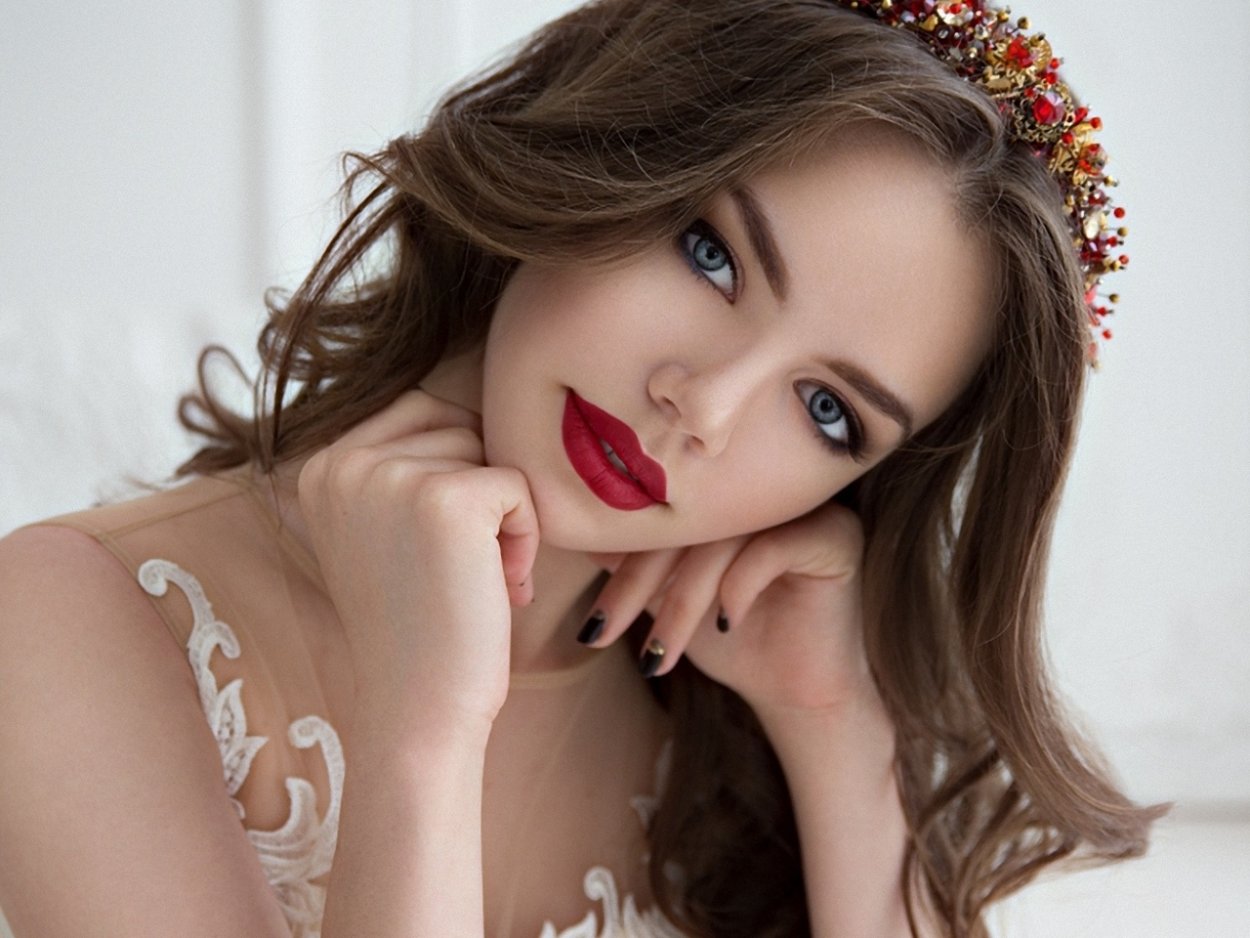 Макияж для шатенки на свадьбу