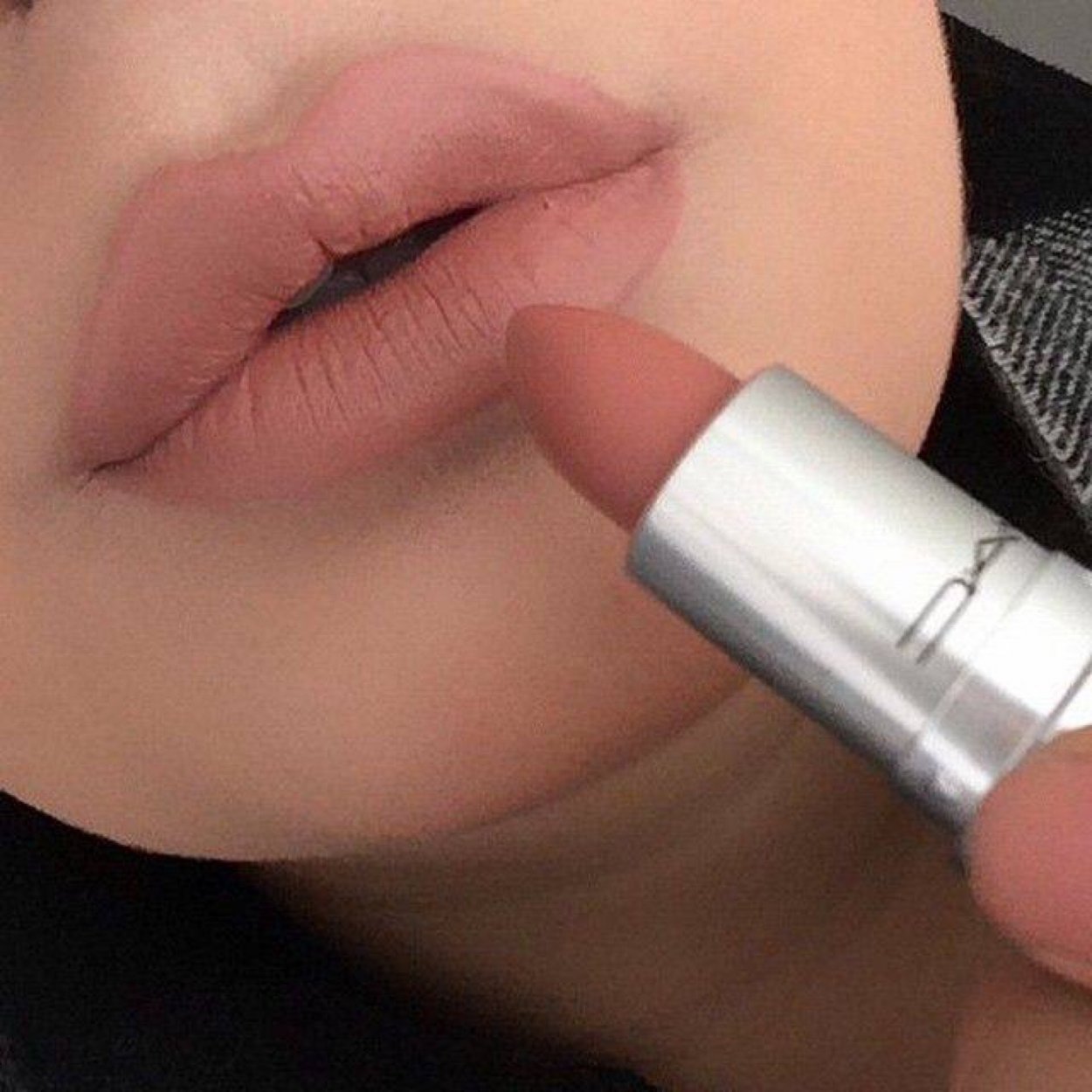 Mac Lips Lipstick Velvet Teddy