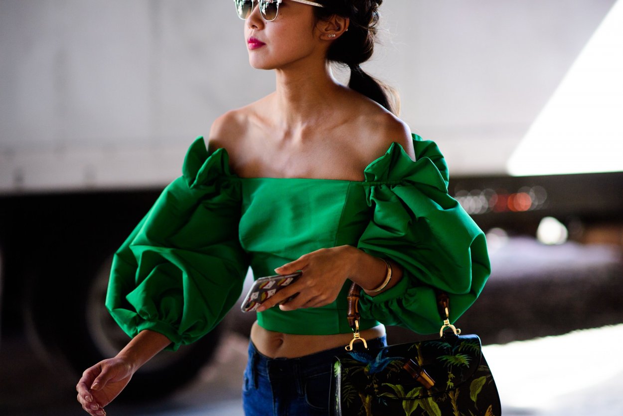 Топ с рукавами буфами Street Style