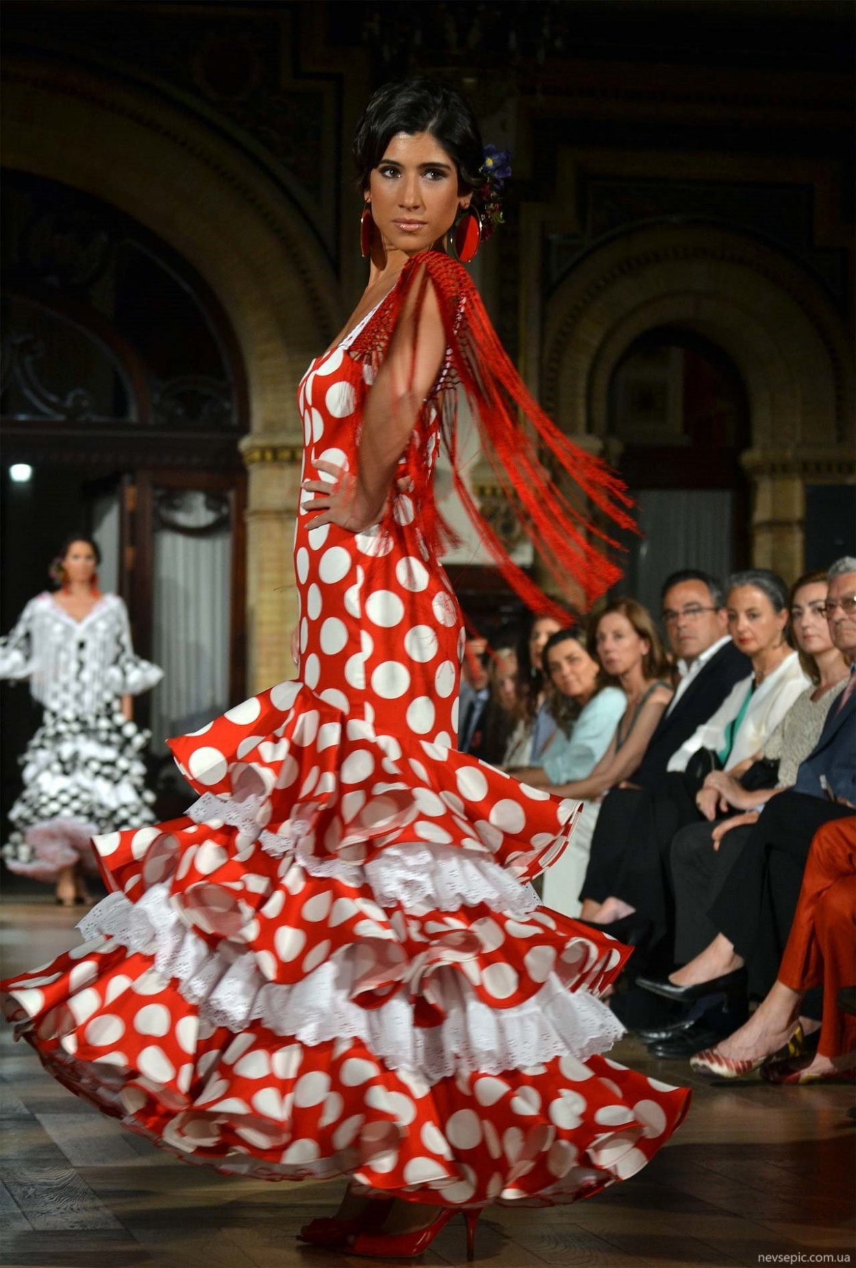 Платье цыганское фламенко корсок
