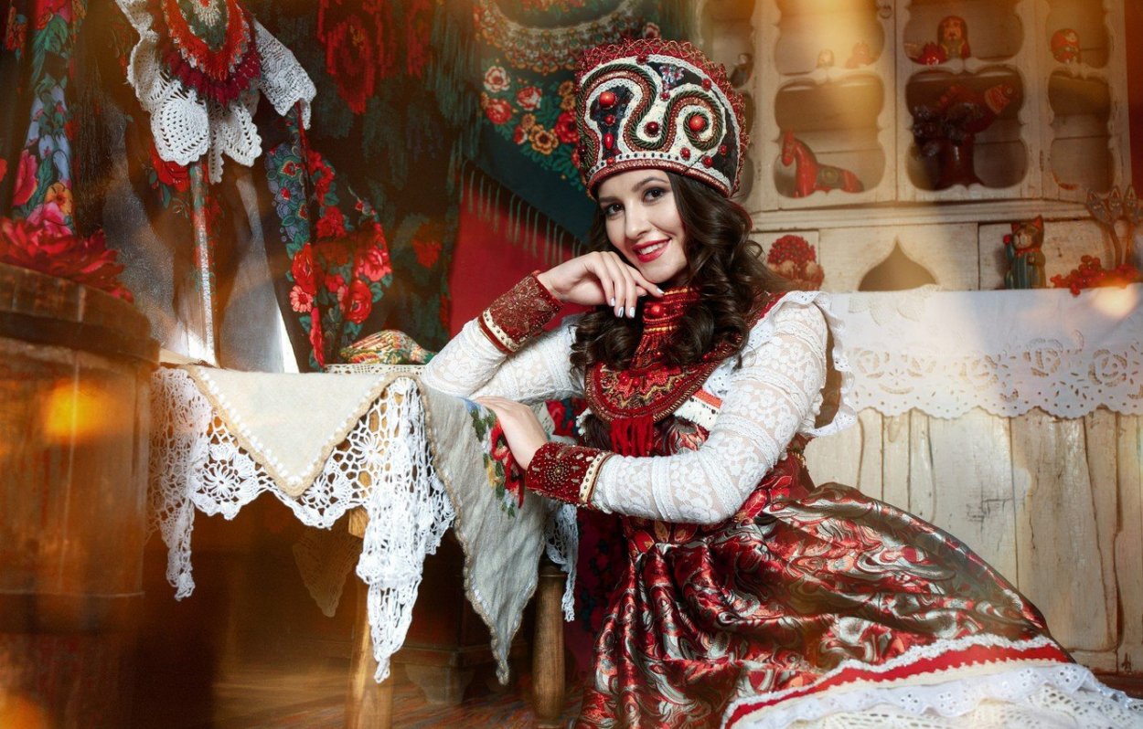 Кокошник Анастасия