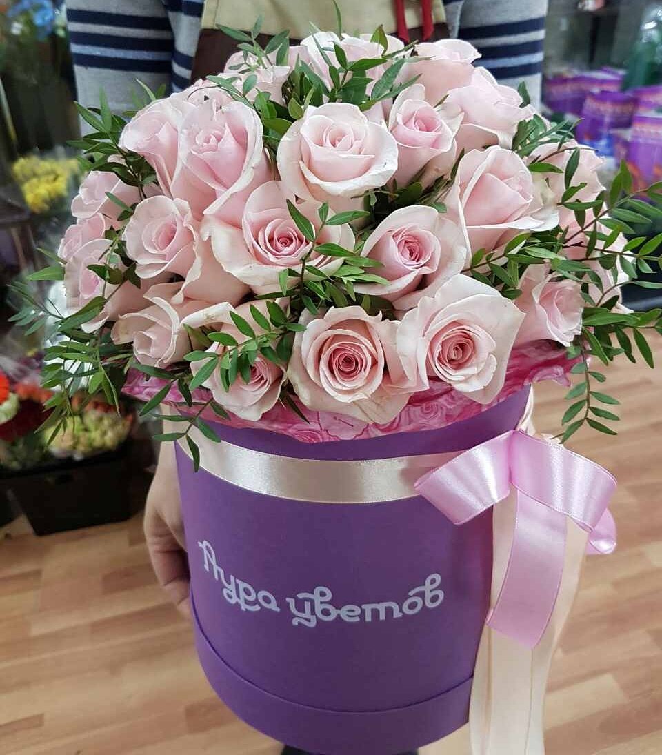 Цветы в коробке