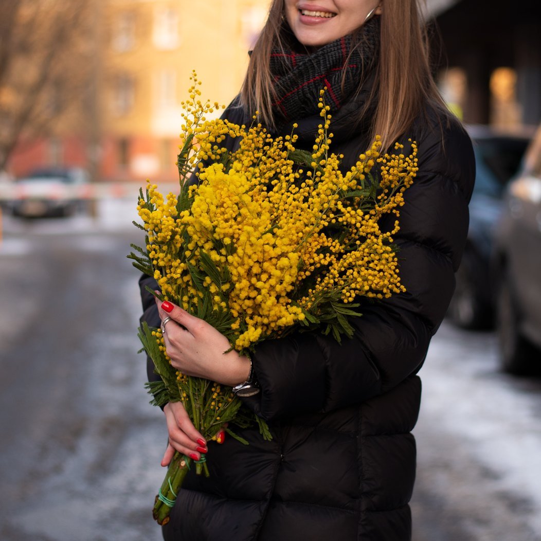 Фотосессия с мимозой