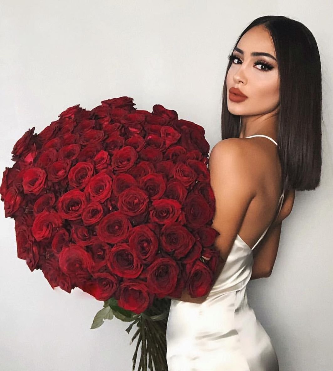 Розы для шикарной девушки