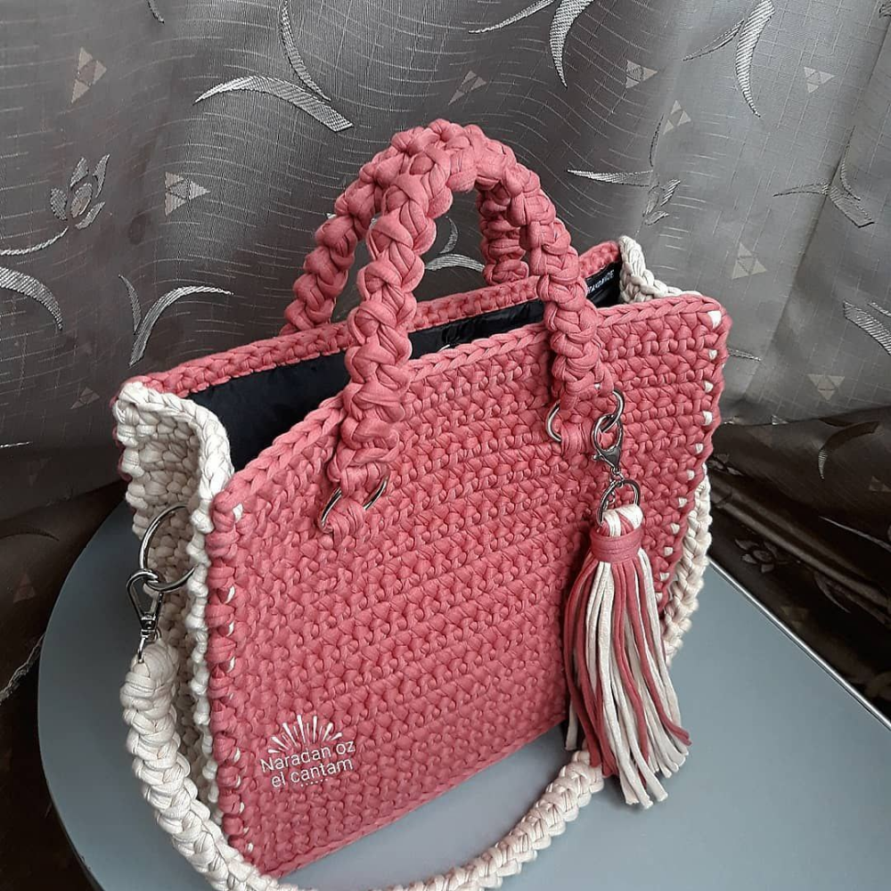 Вязаные сумки крючком