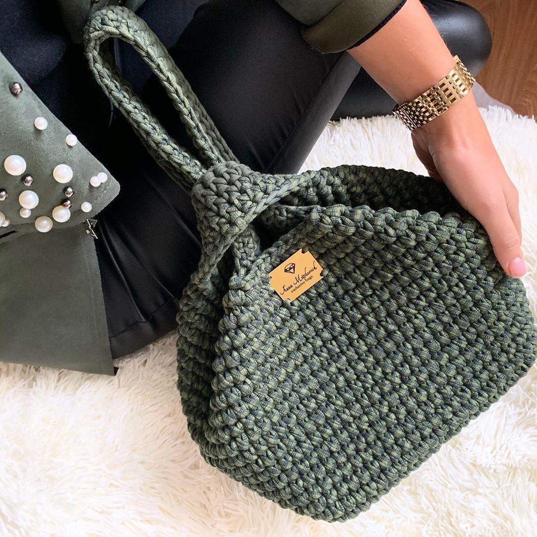 Вязаные сумки Chanel