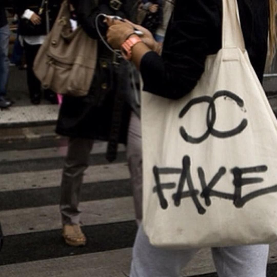 Chanel сумка fake