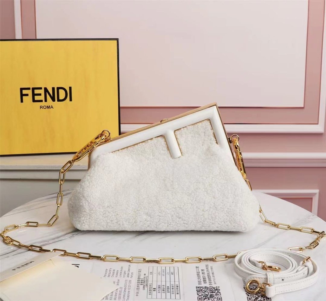 Сумка Fendi 4