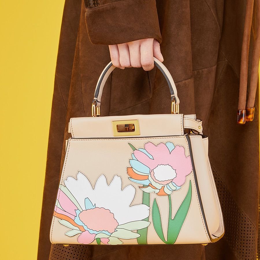 Сумка Fendi Baguette белая