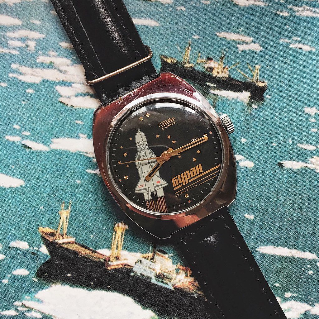 Часы СССР 1990