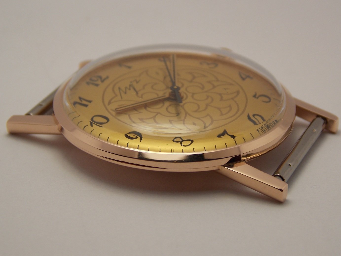 Часы луч зеленые. Белорусские часы Луч 32721. Часы Луч золото 583. Часы золотые Луч 583 вес. Часы Луч 1956.