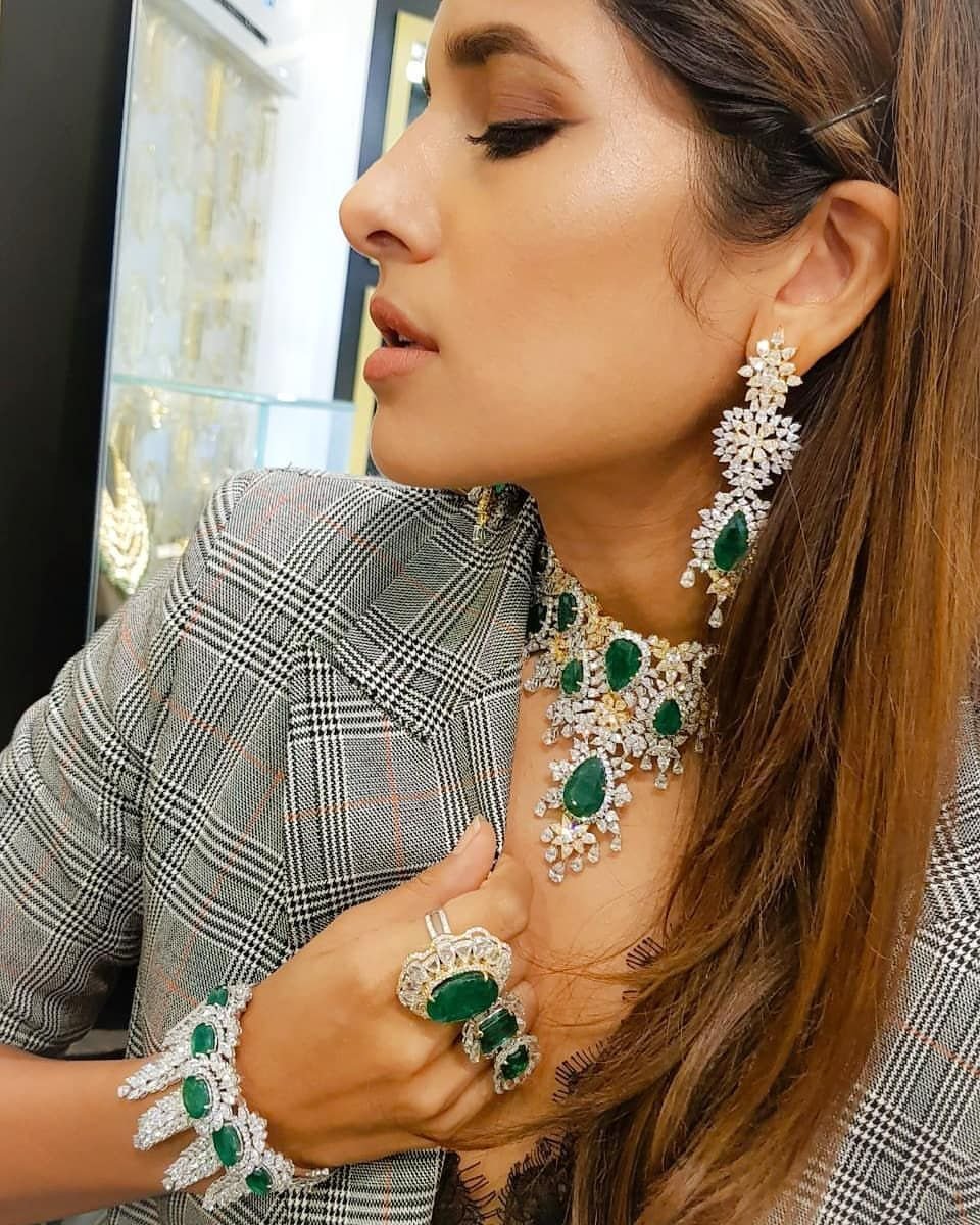 Cartier Изумрудное колье
