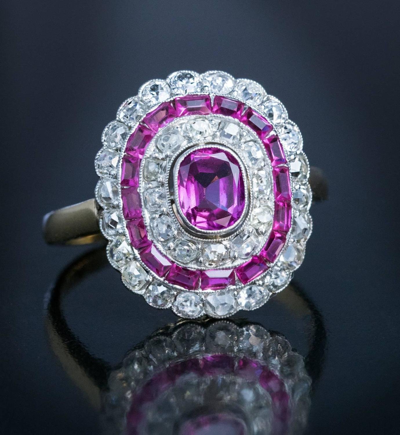 Кольцо С Розовым Сапфиром