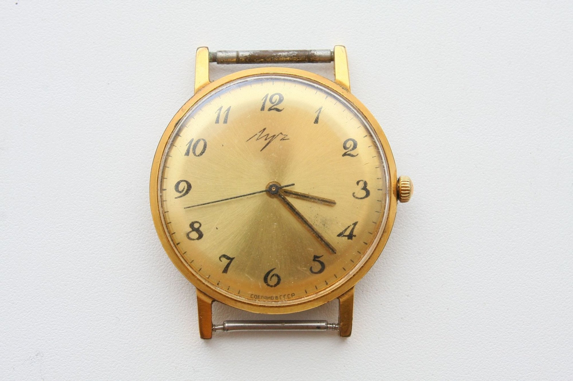 Позолоченные часы луч. Часы Луч 583 2209. Часы Луч 1956. Часы Луч Luch 713. Часы Луч 23 камня золотые.