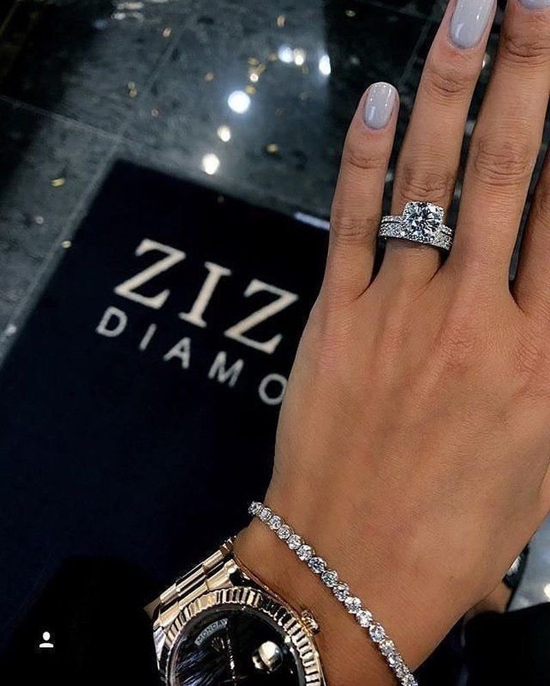 Обручальное кольцо Love Cartier