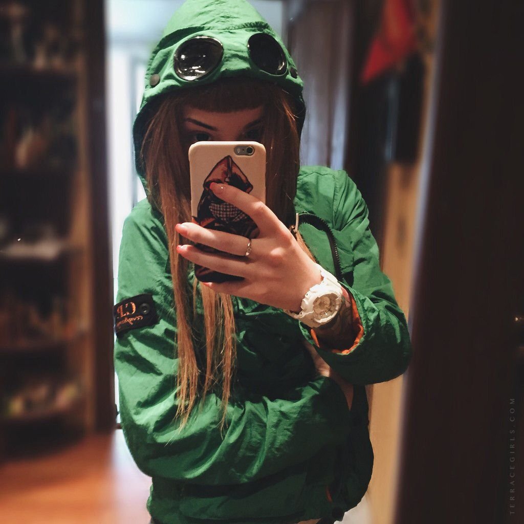 Stone Island девушки