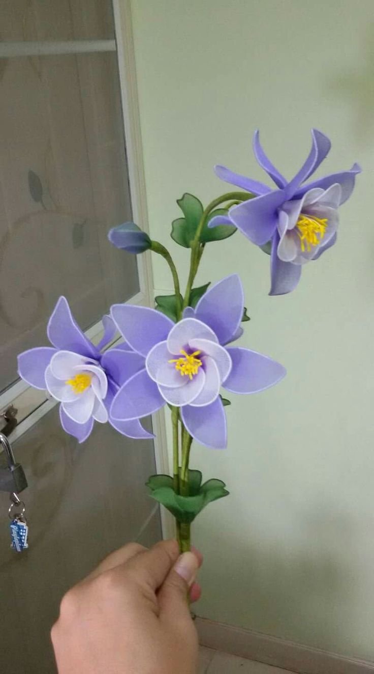 Цветы из капрона