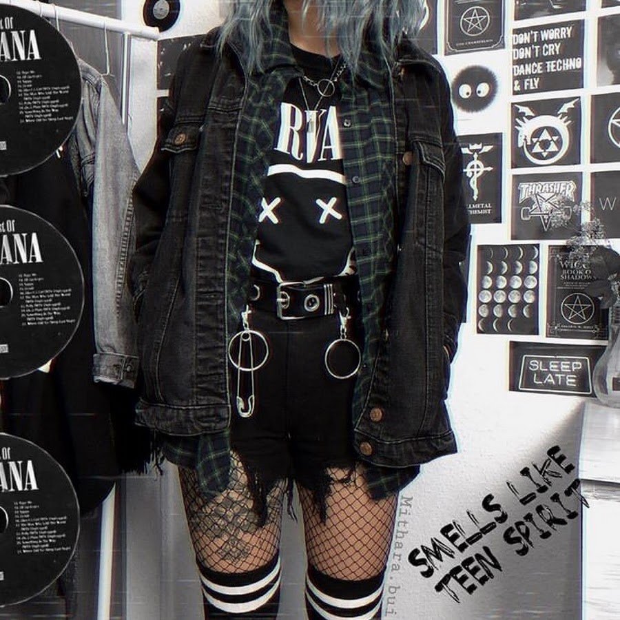 Goth outfit Грандж 2020 одежда