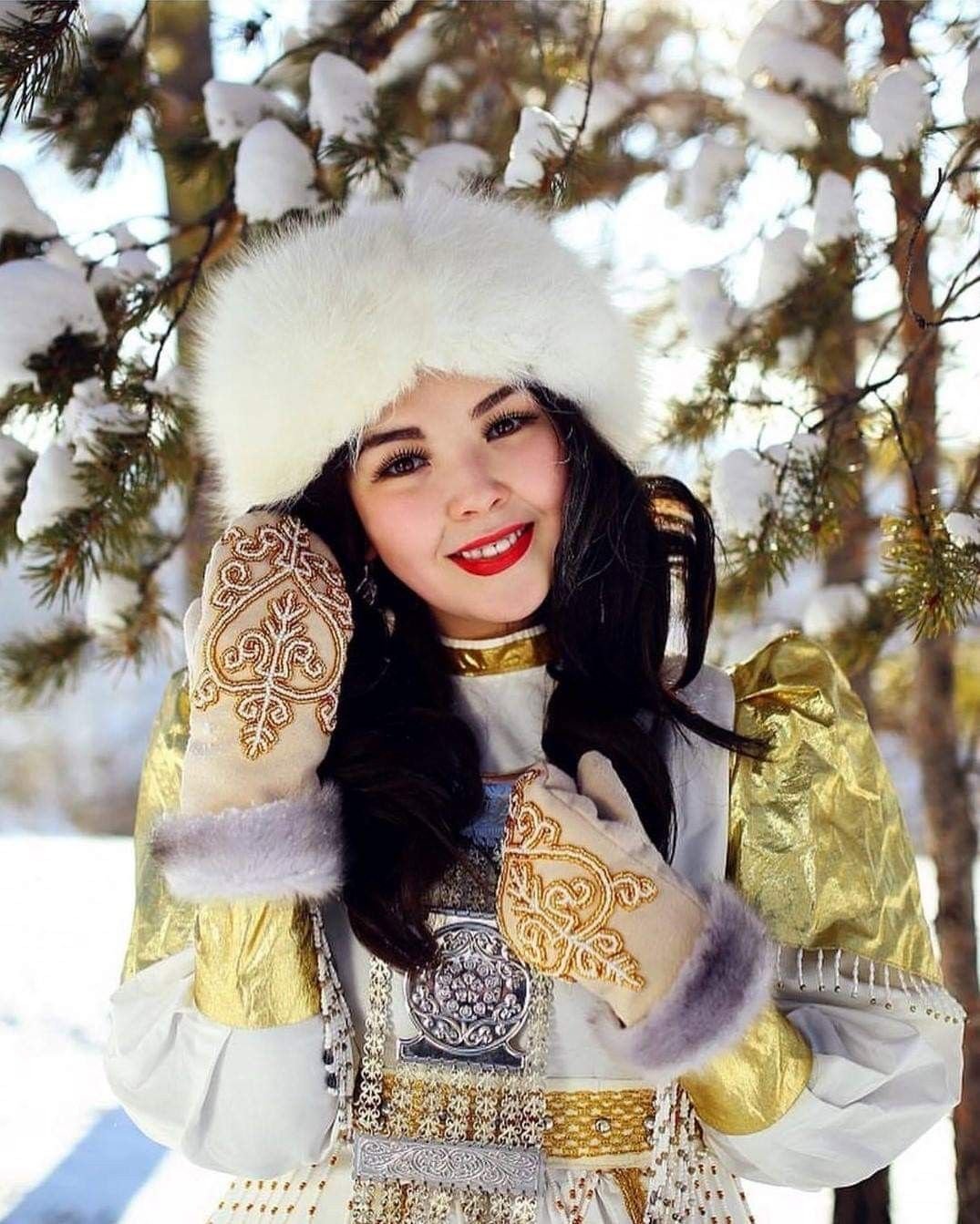 Якутия зимой девушки