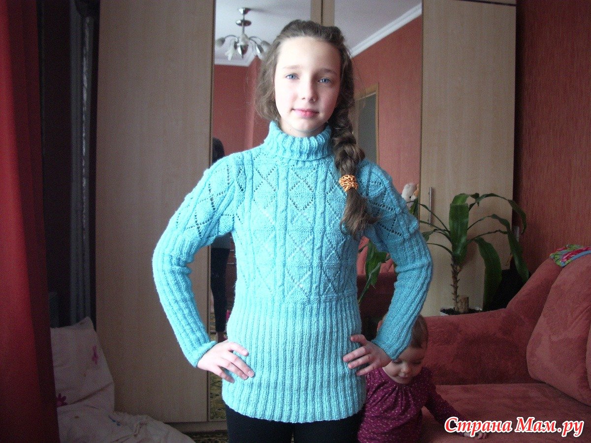 Вязаный топ спицами из Ализе романтика