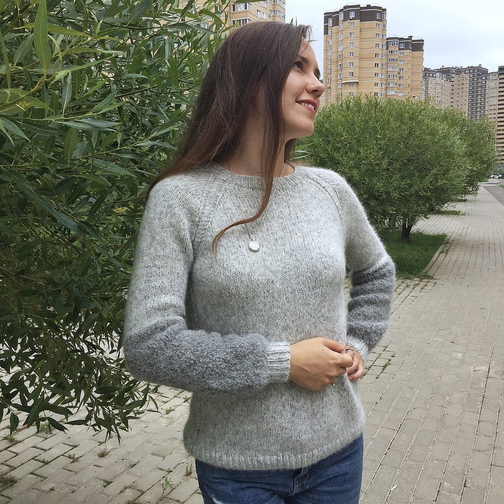Свитер из пряжи Дольче