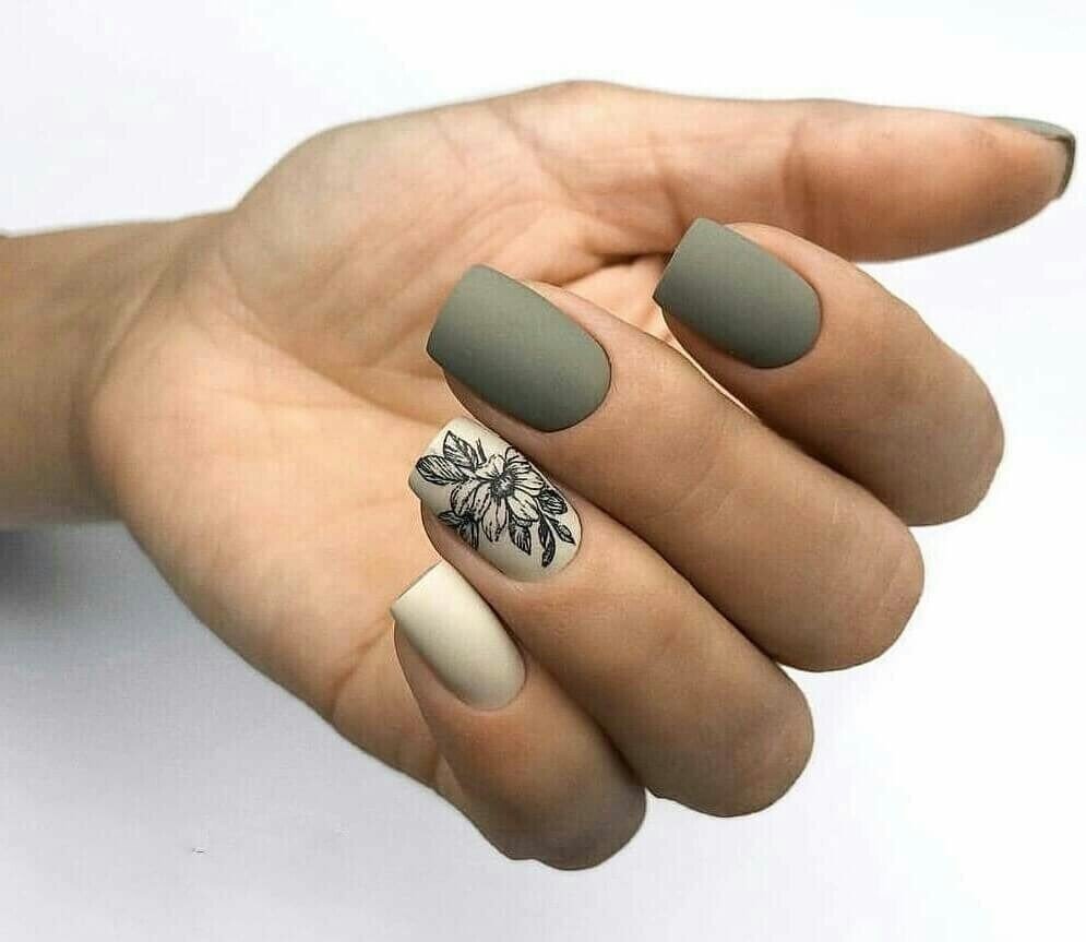 Оливковый матовый маникюр