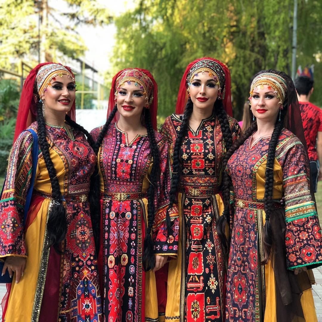 Лезгинский национальный костюм лезгин