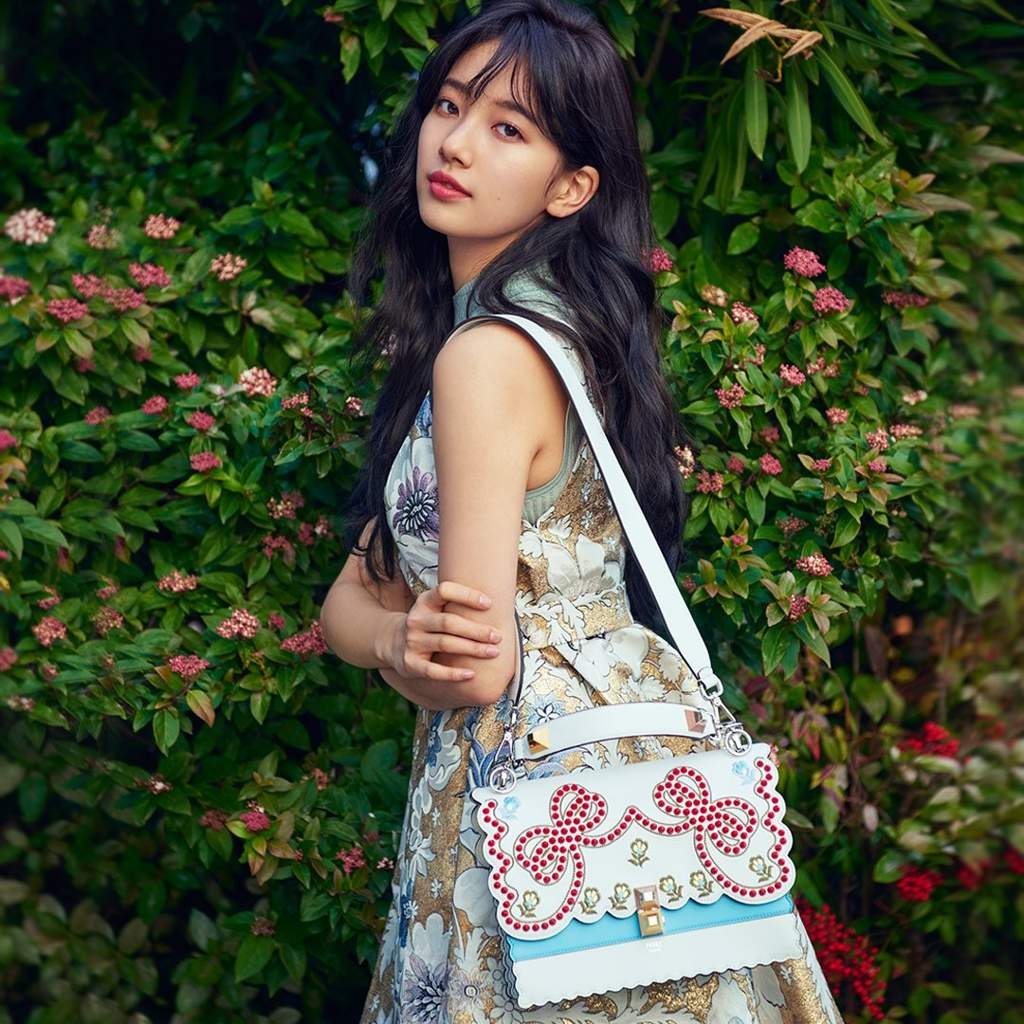 Сюзи / Suzy