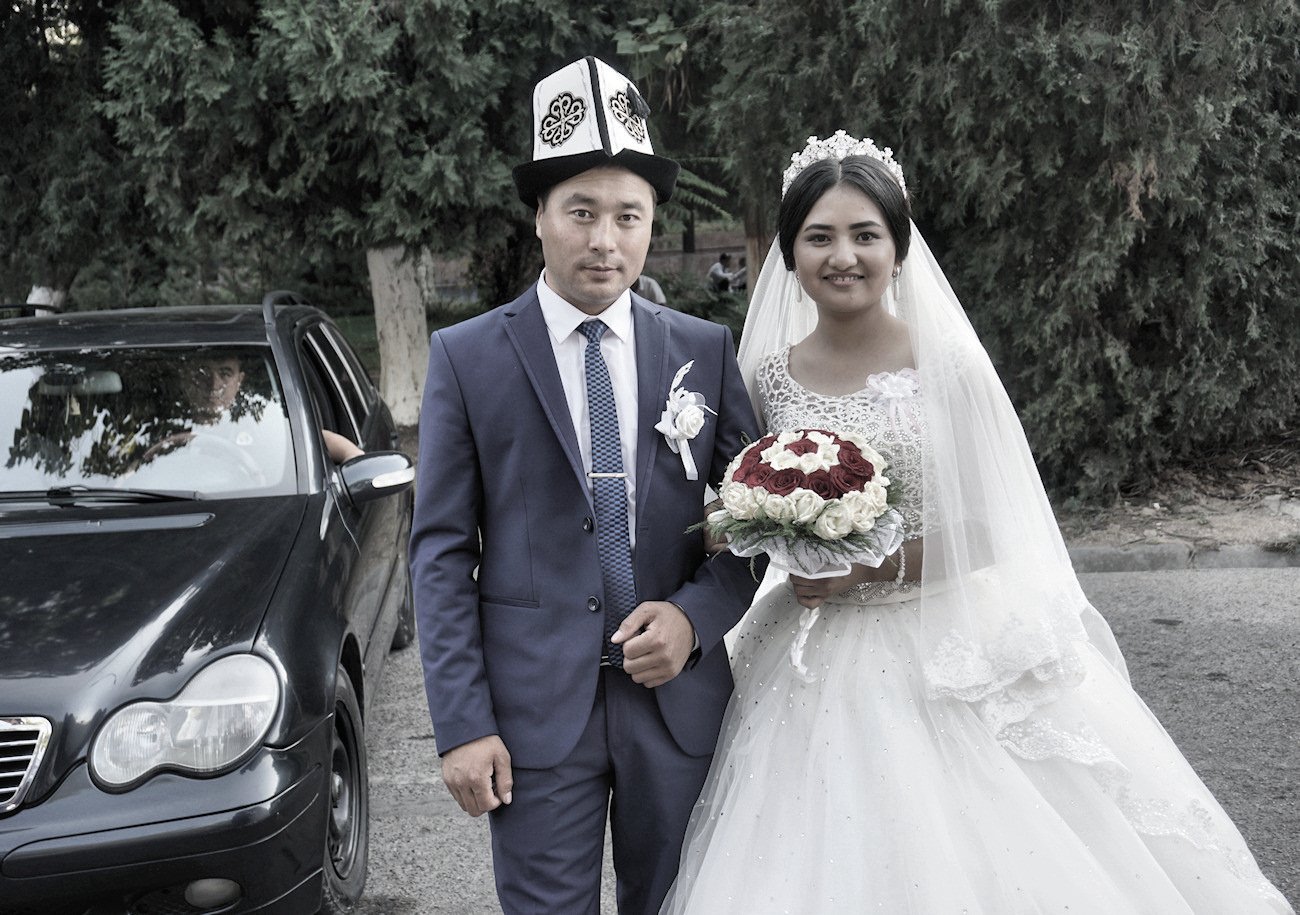 Отношения киргизов. Свадьба в Киргизии. Свадьба кыргызов. Невеста Кыргызстан. Киргизская свадьба невеста.