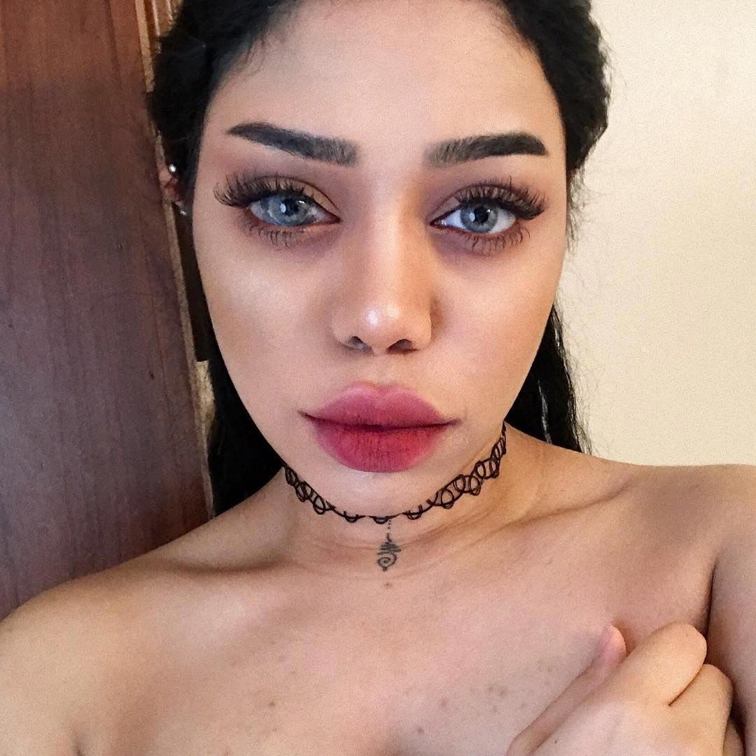 Блондин селфи