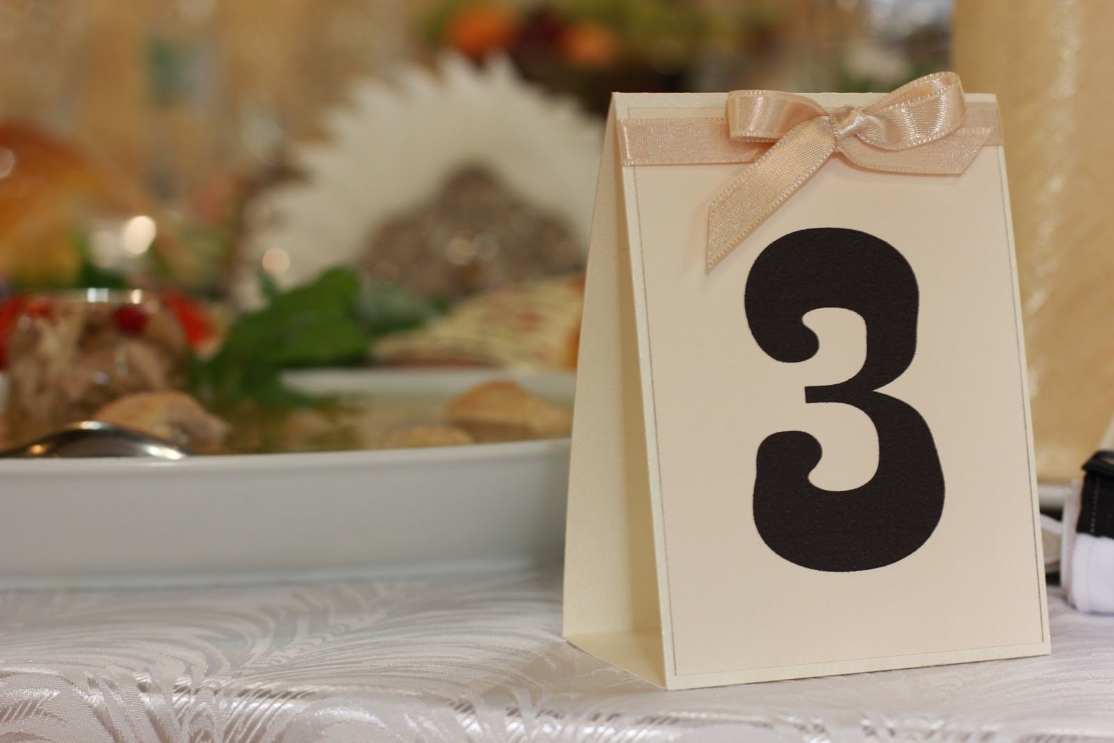 Номерок 7. Номерки на столы гостей. Номера столов на свадьбу. Номерки на столы на свадьбу. Таблички с номерами столов на свадьбу.