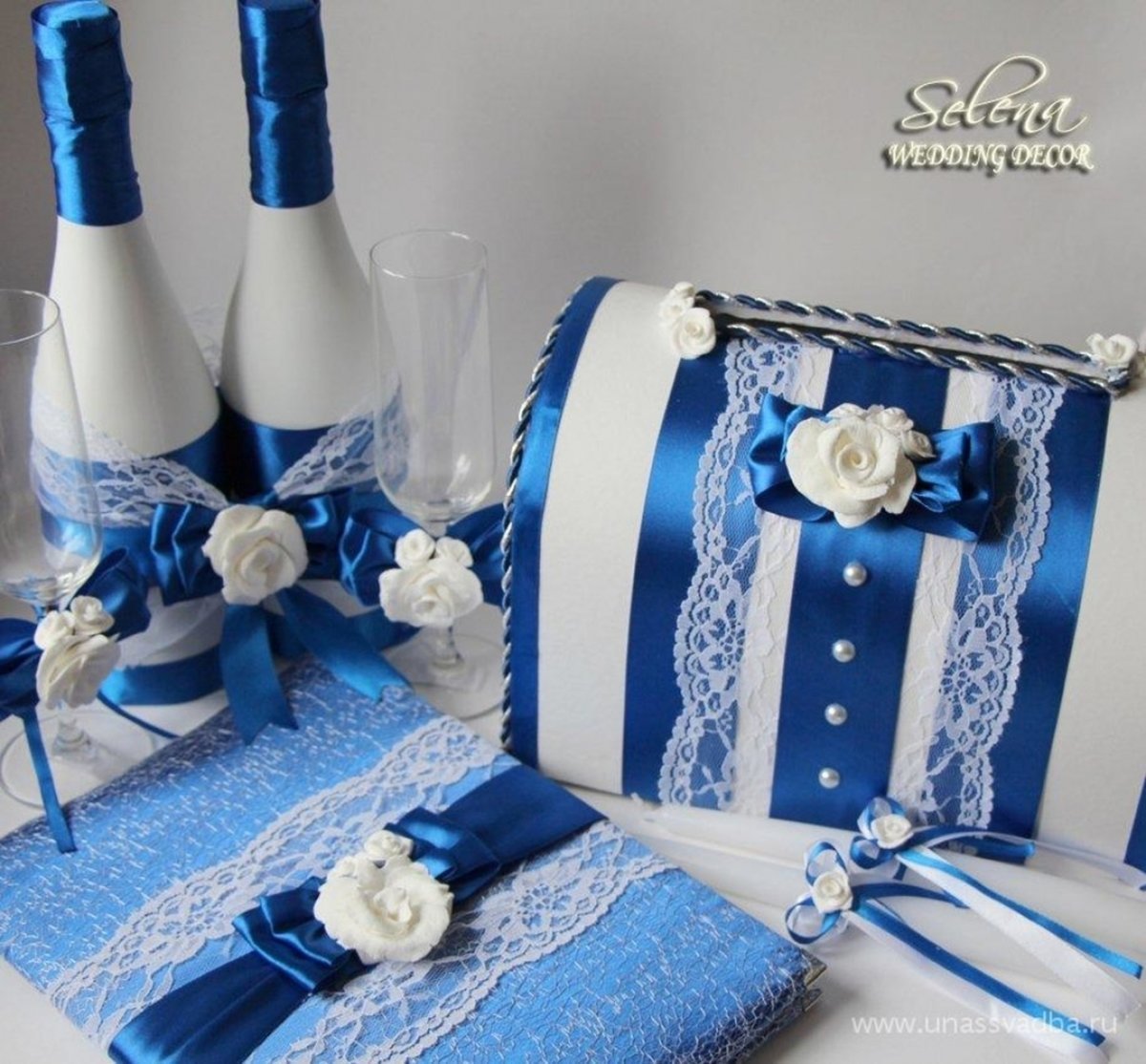 Свадебные аксессуары в синем цвете