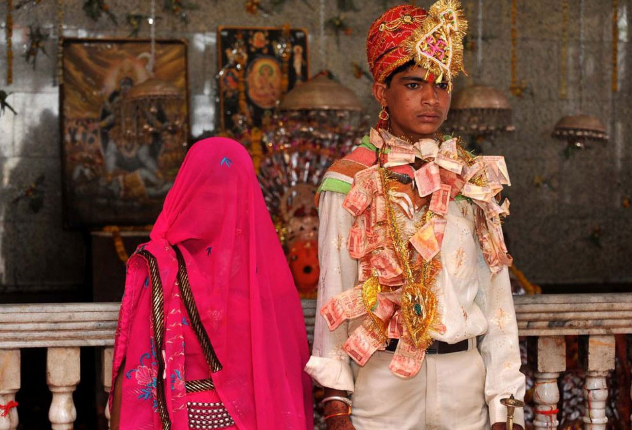 Свадьбы малолетних. Свадьба в Индии. Ранние браки в Индии. Невеста в Индии. Детские браки в Индии.