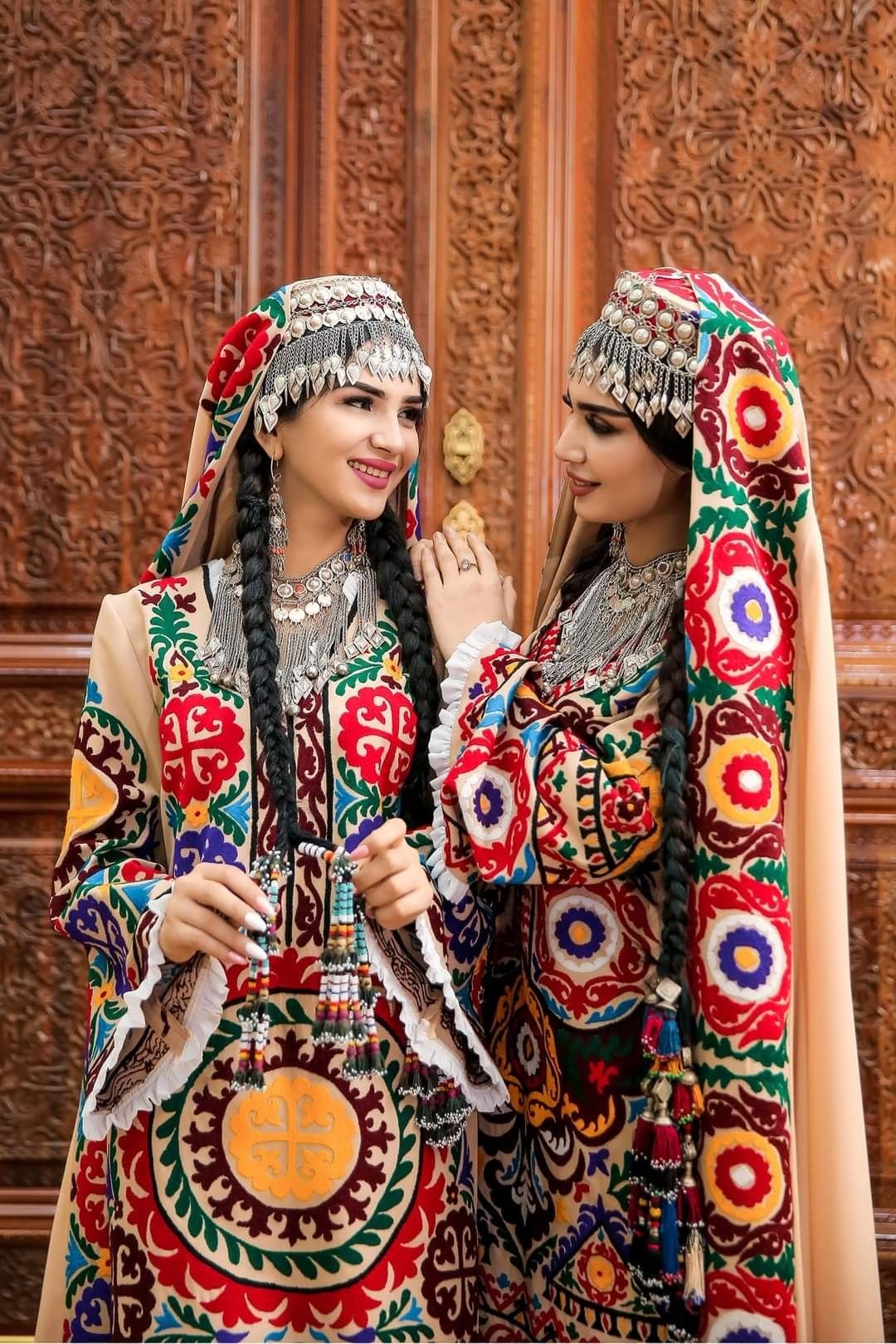 Куртаи чакан Хуршед Сатторов