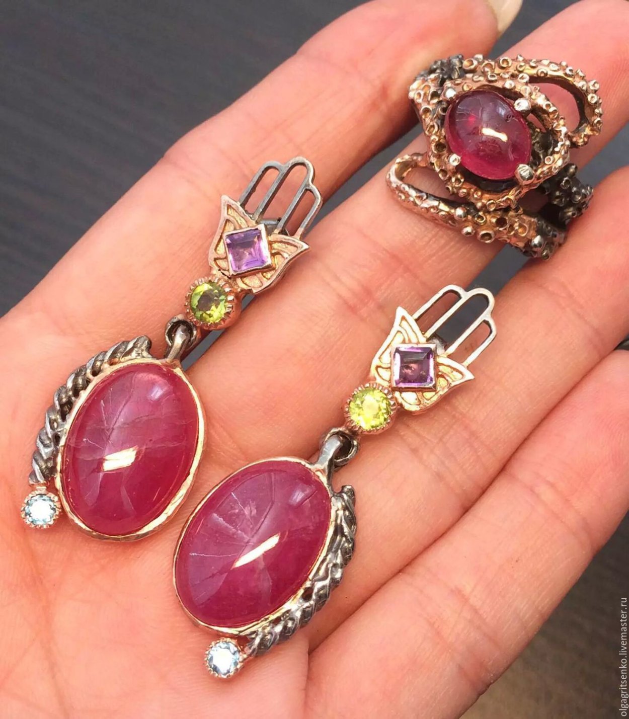 Серьги с рубином из серебра Teosa