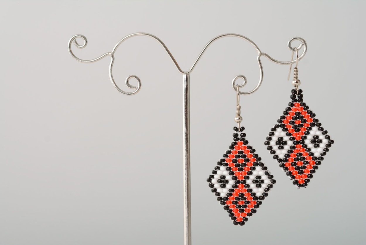 Серьги из бисера