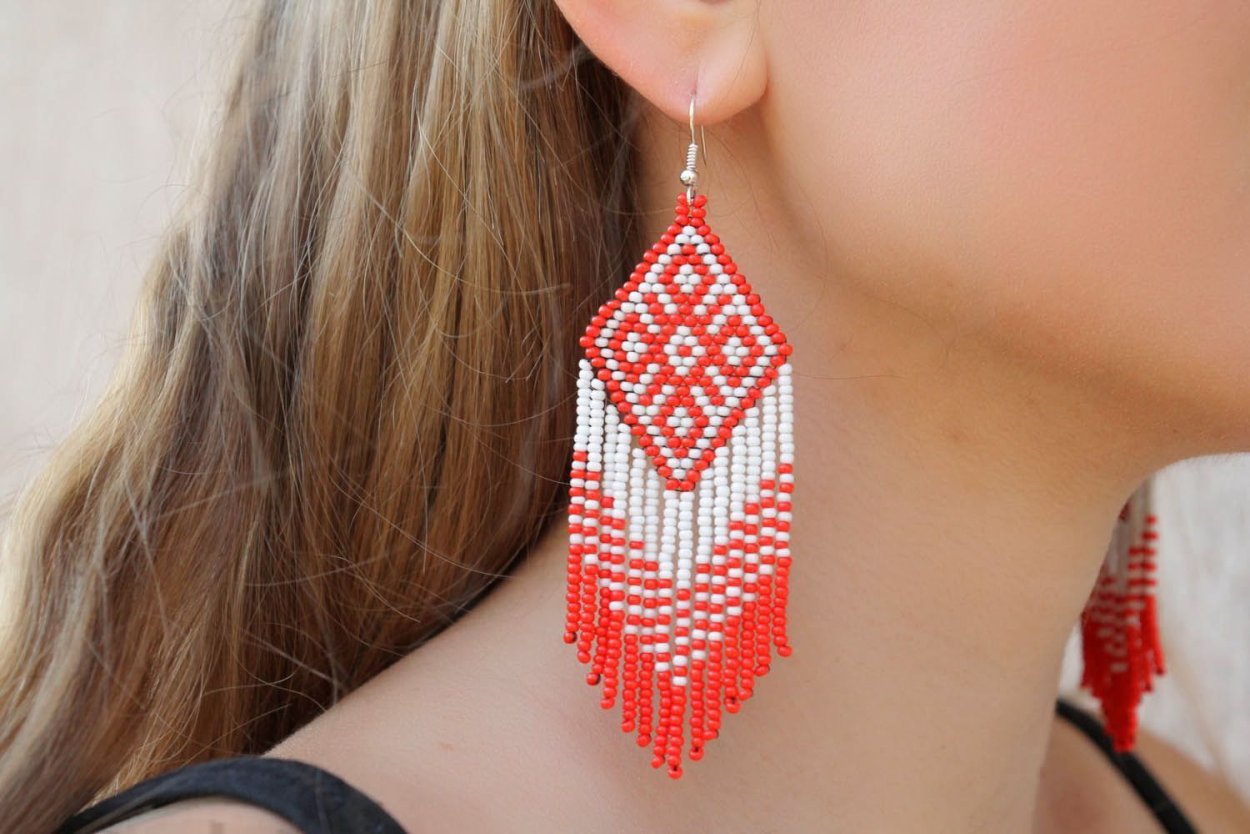 Серьги глаза из бисера