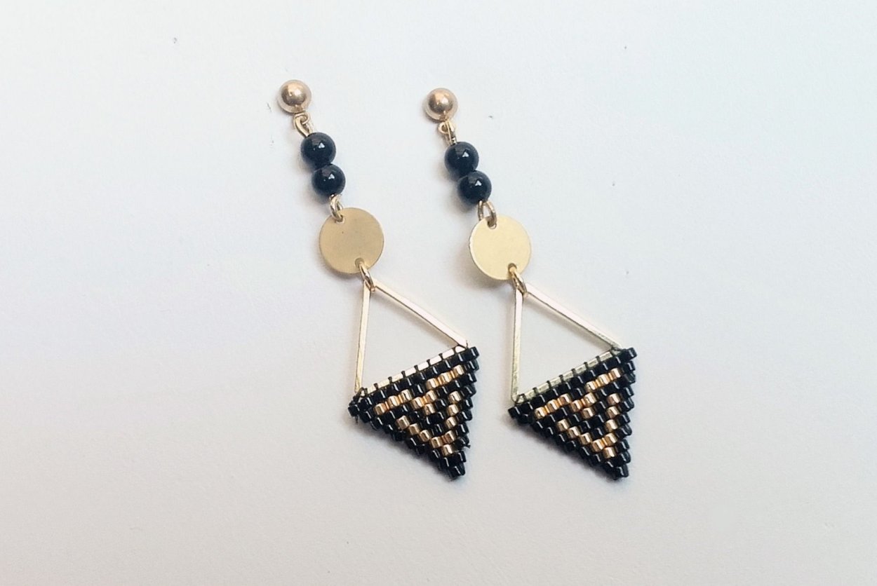 Серьги ромбы из бисера