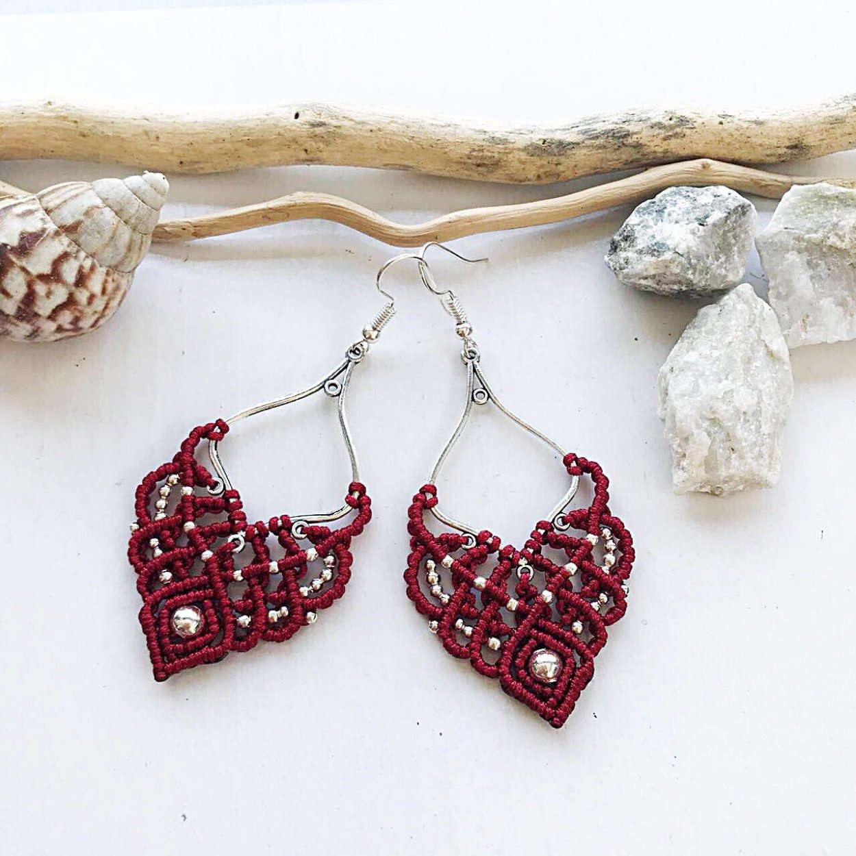 Серьги из бисера сердце