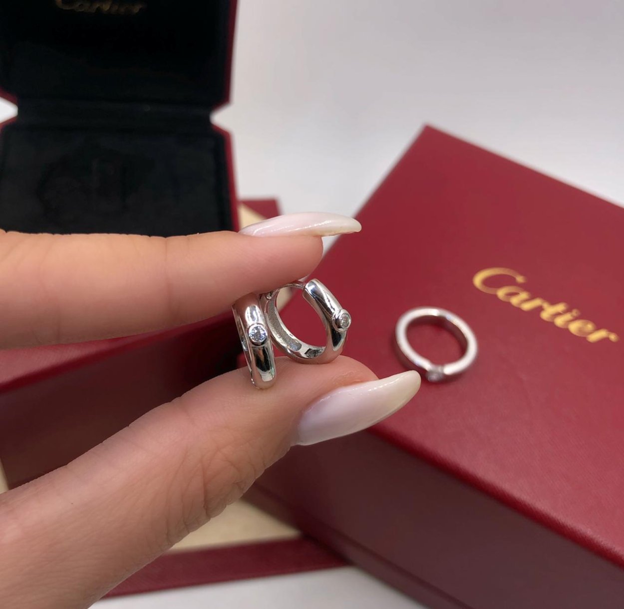 Cartier Diamants Légers серьги