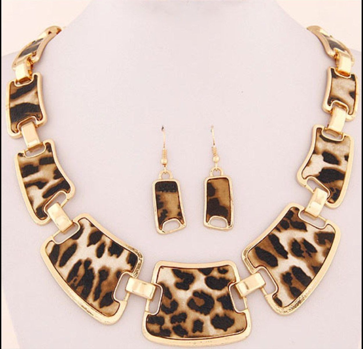 Cartier Panthere Earrings