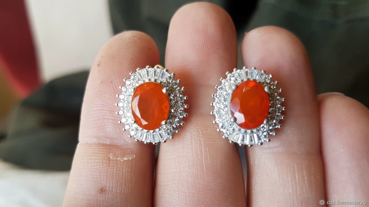 Серьги с огненным опалом