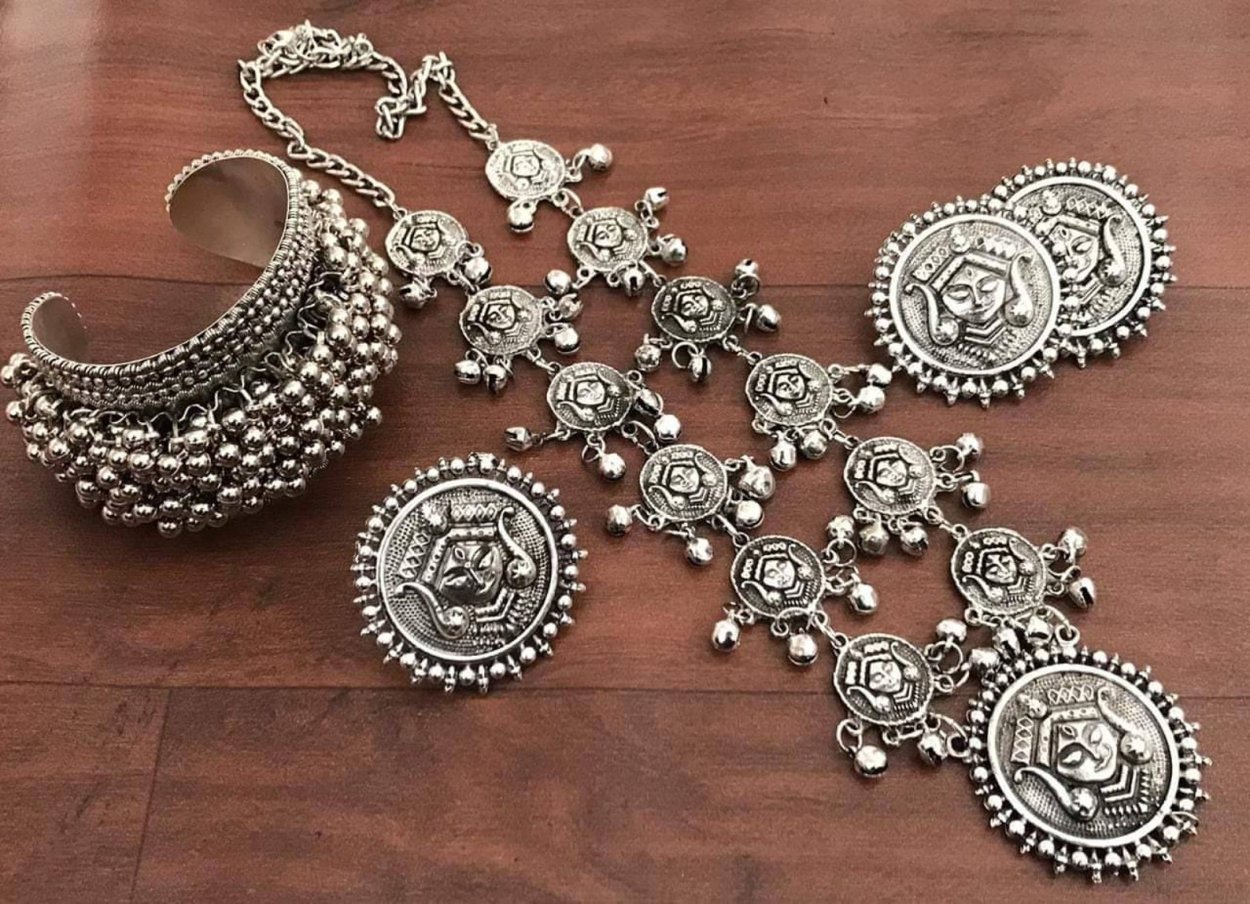 Старинное индийское ожерелье серебро