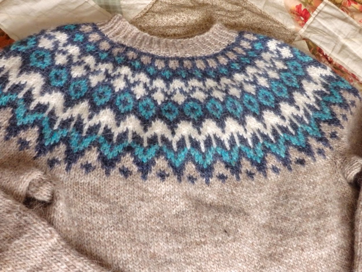 Исландский свитер лопапейса
