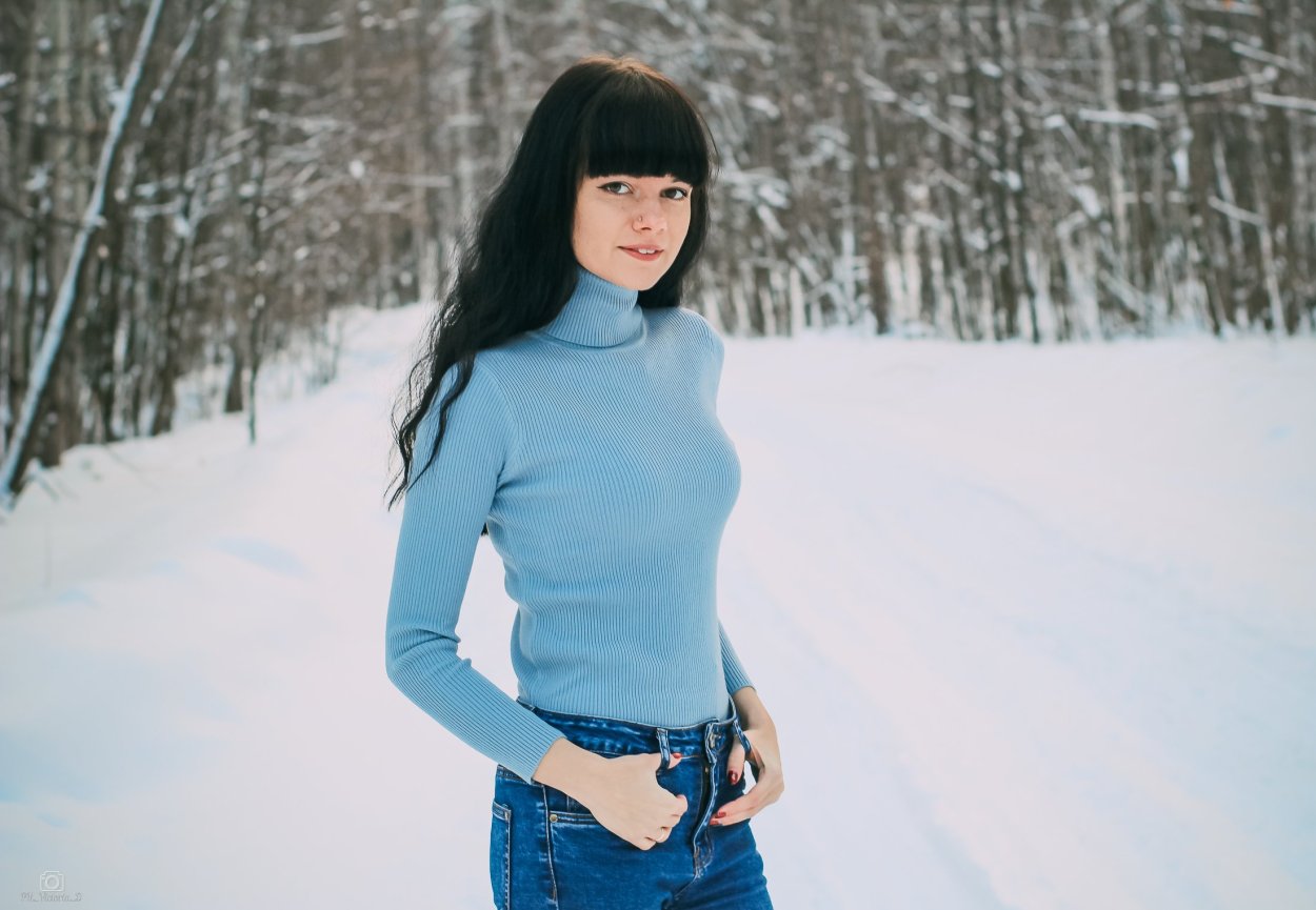Красивая грудь в топике