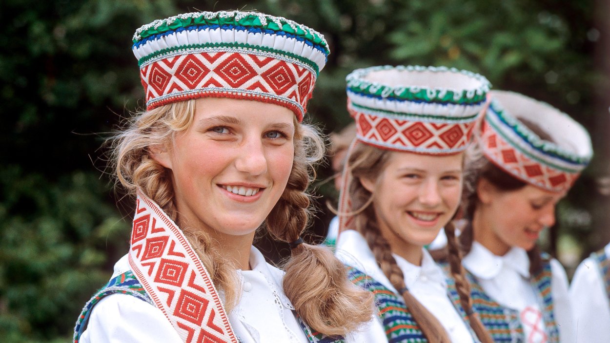 Эстонская современная одежда