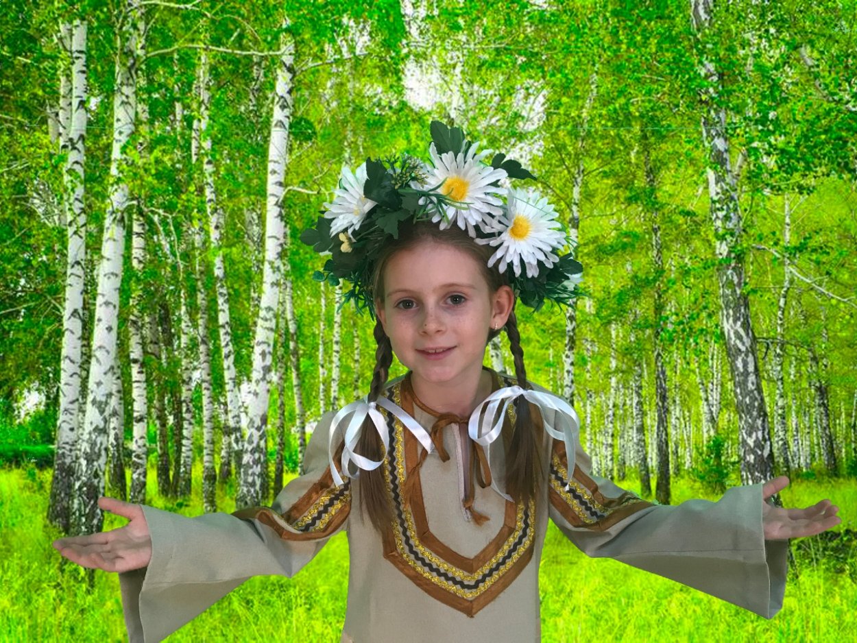 Якутская девушка в национальном костюме
