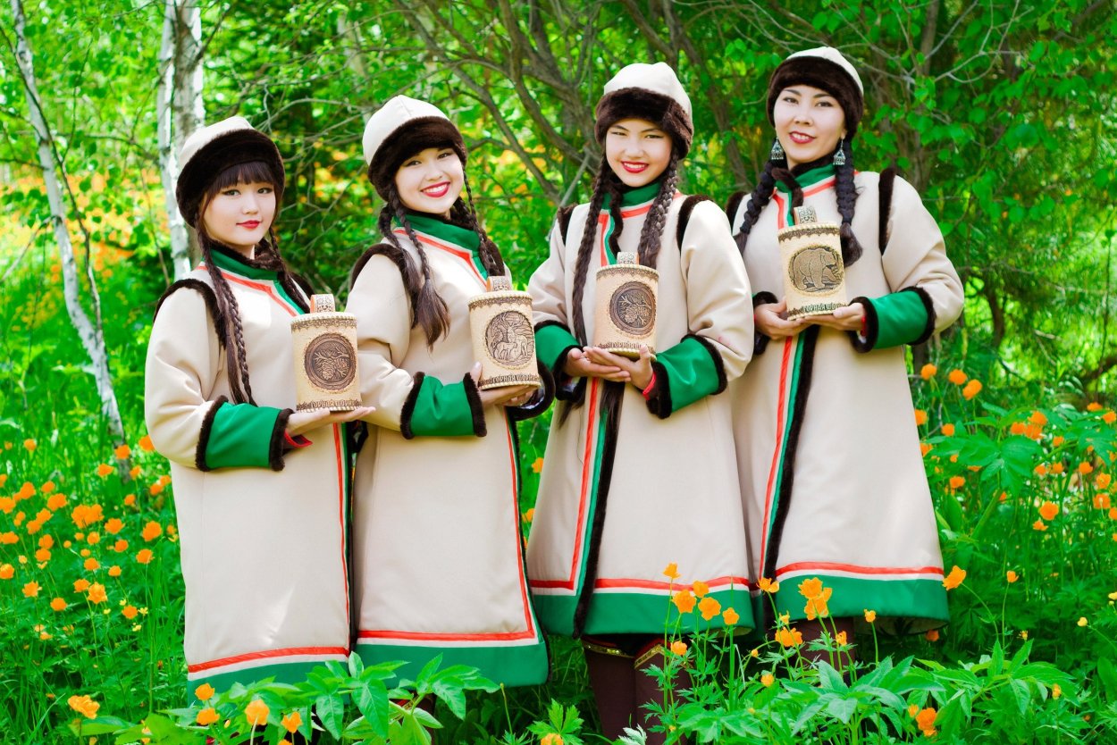 Шорский народный костюм