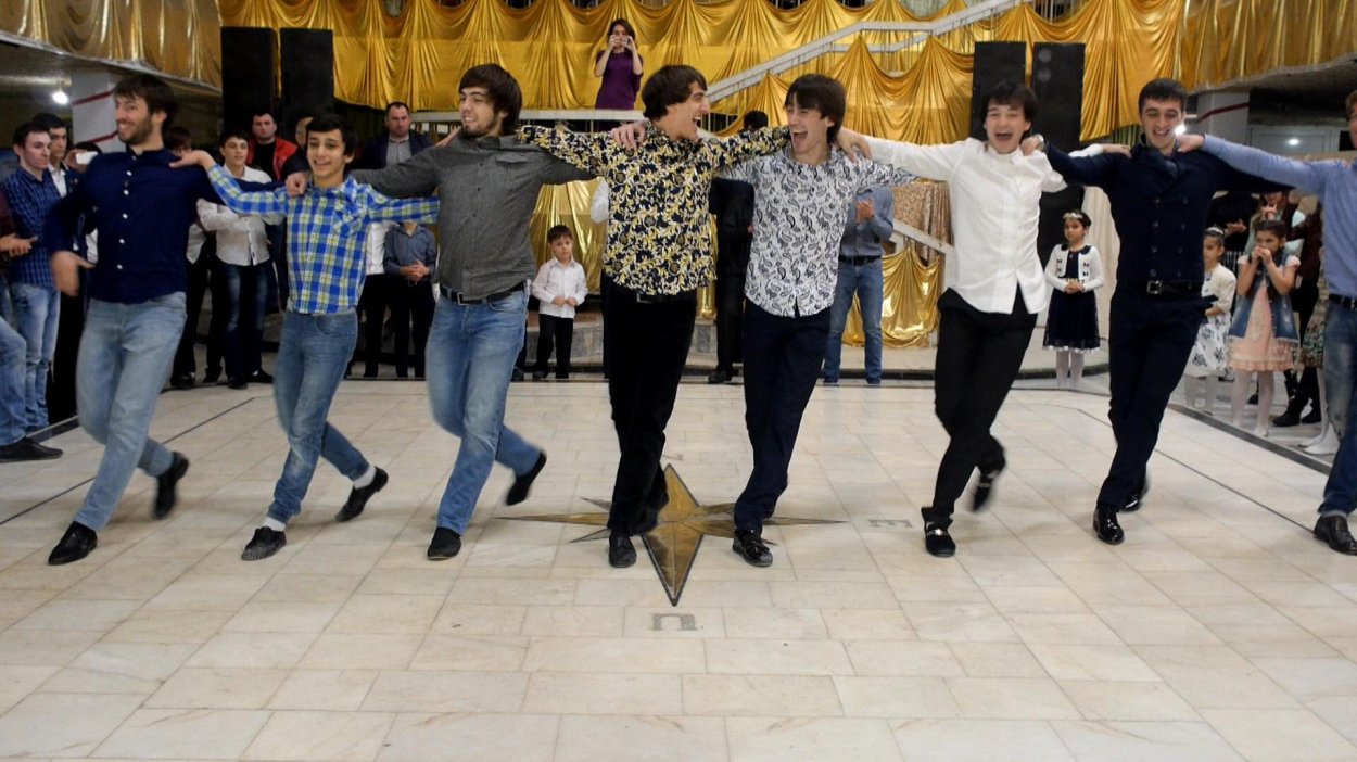 Группа Асса стайл