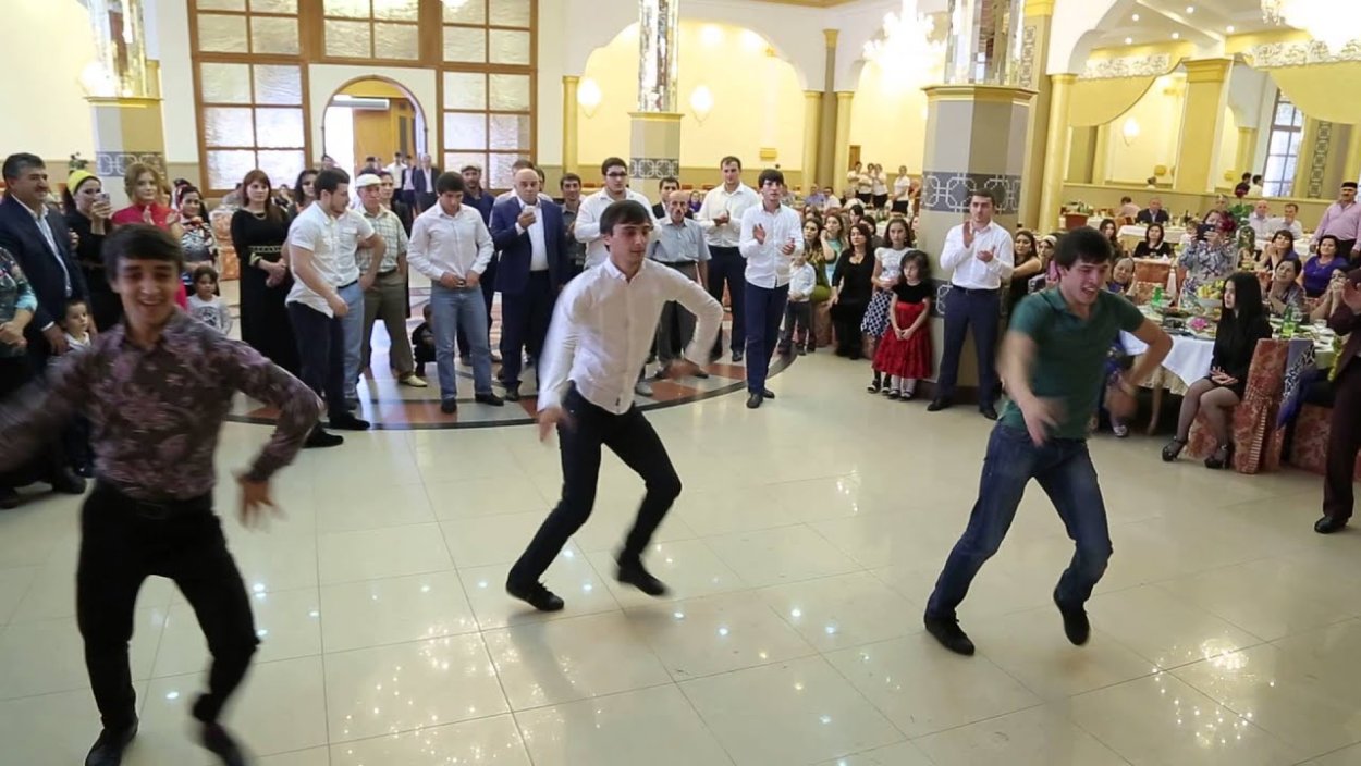 Дагестанские танцы на свадьбе